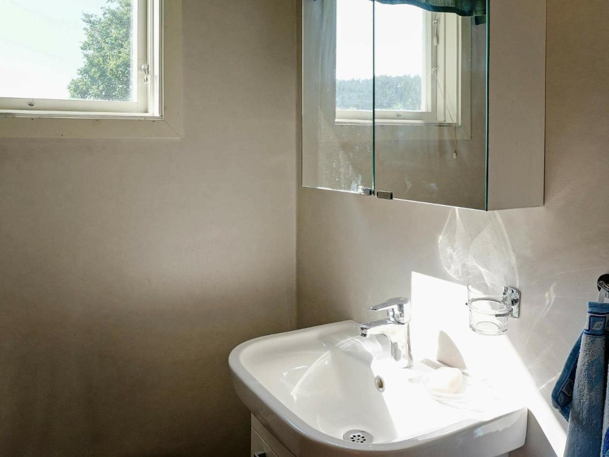 6 Person Holiday Home In Ullared Kültér fotó